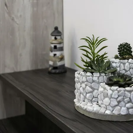 Apartment L&a Split