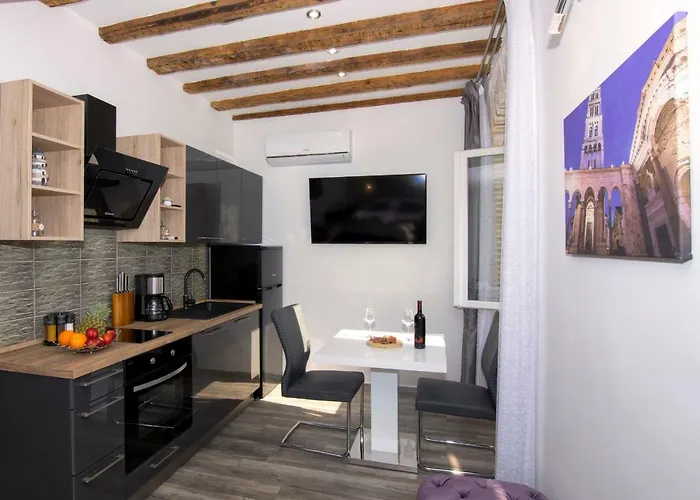 L&a Διαμέρισμα Σπλιτ